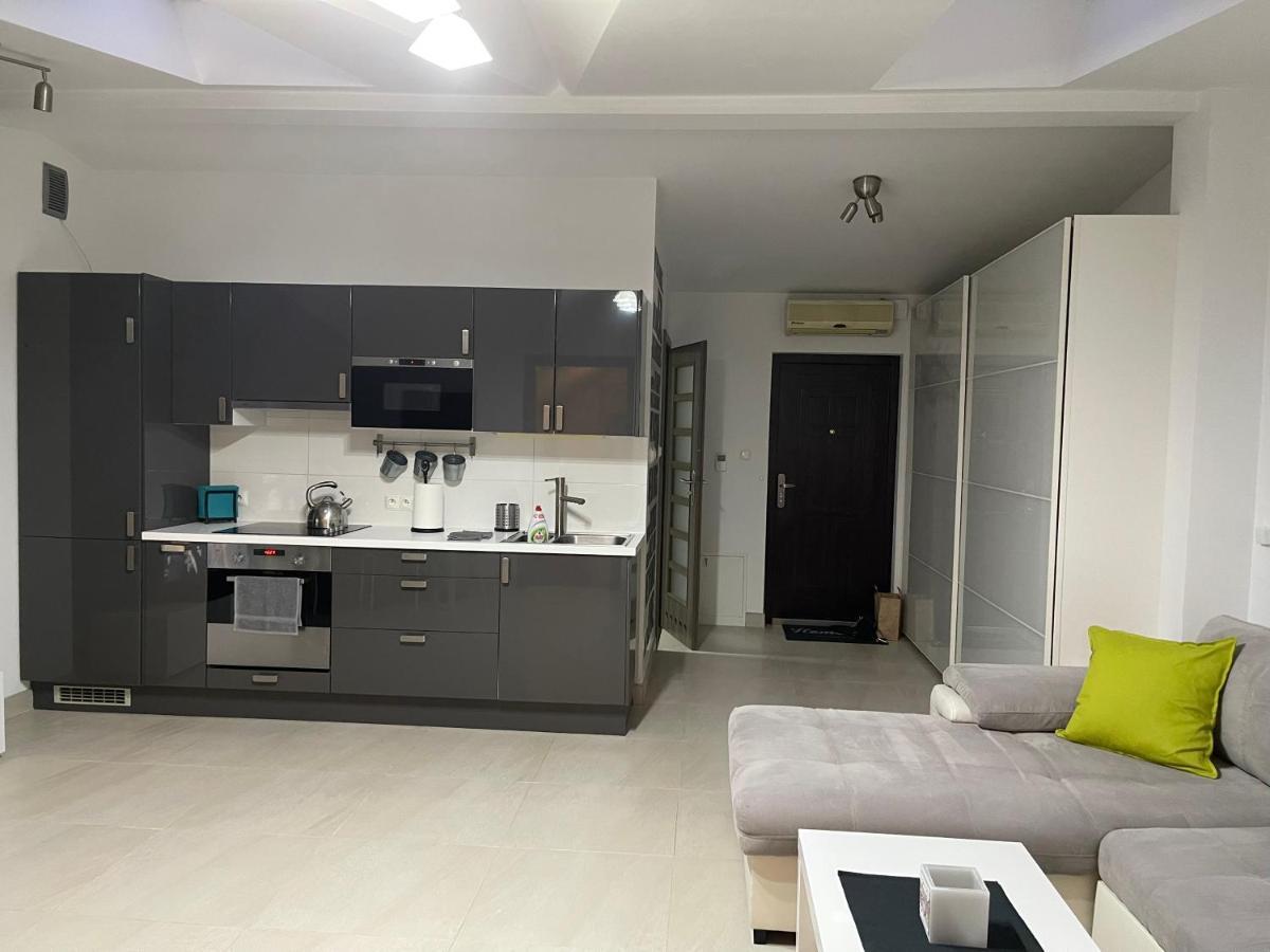 Apartament Rodzinny Ostrowiec Sw Ostrowiec Świętokrzyski Exteriör bild